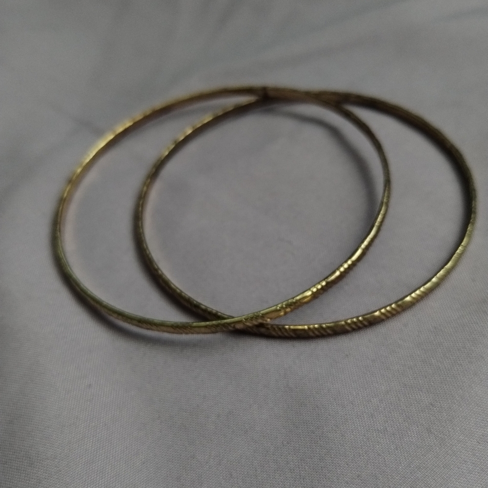 Set of 2 Gold-Tone Bangle Bracelet - Picture 2 of 2